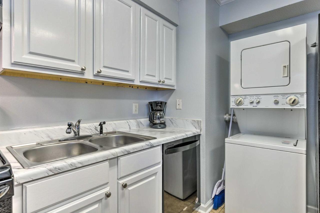 Downtown Gulf Shores Condo - 1 Block To Beach! Dış mekan fotoğraf